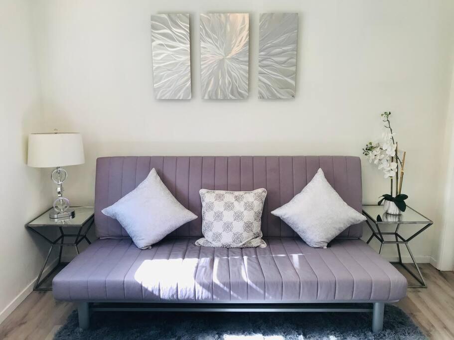 Guest house 2 Bd Beverly Hills